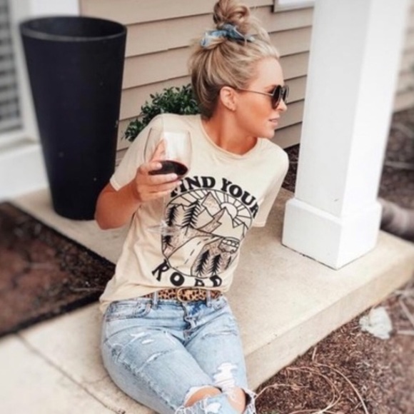 Tops - ❤LAST ONE❤FIND YOUR ROAD TEE ❤️